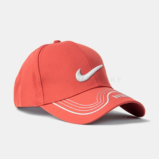 کلاه کپ قرمز نایک