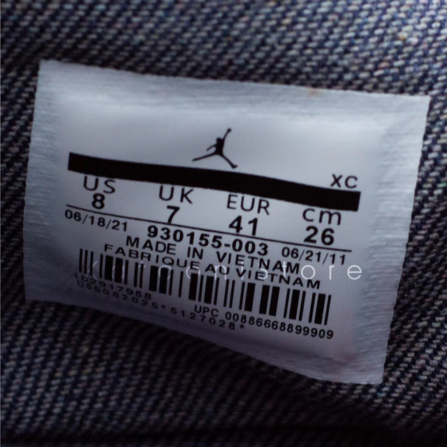 نایک ایر جردن 4 رترو لیوایز</br><span>Nike Air Jordan 4 Retro NRG Levi's (930155-003)</span>